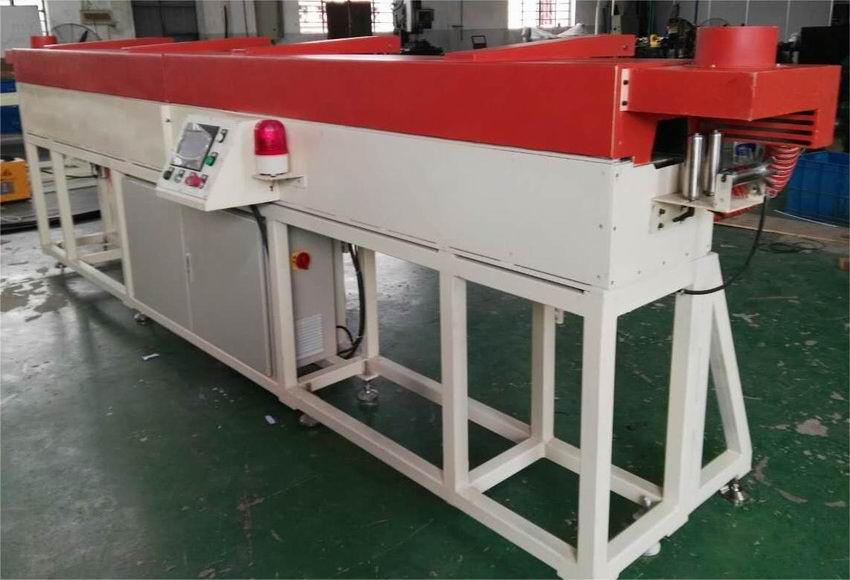 汽車(chē)密封條在線(xiàn)設(shè)備